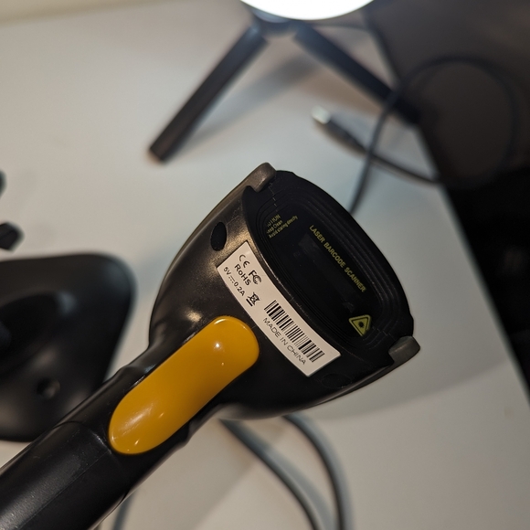 SYMCODE MJ-4209 HANDHELD LASER BARCODE SCANNER - Picture 6 of 7